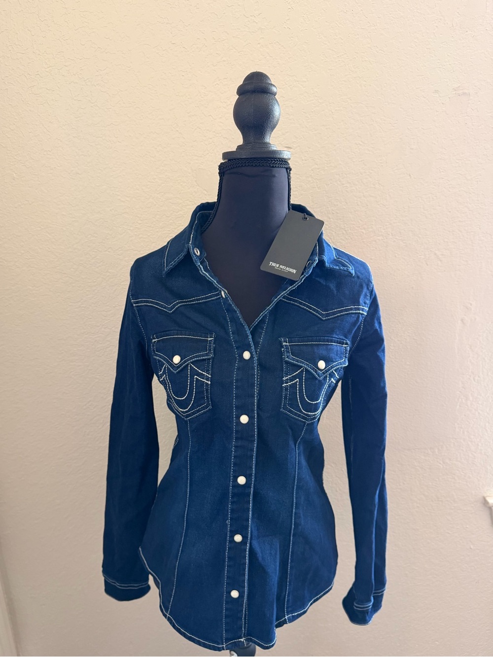 True Religion Woman’s XS Button Up